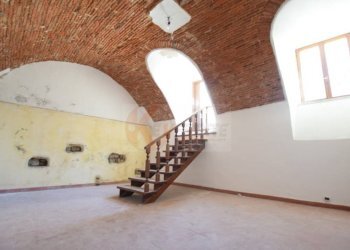 Foto 2 - Locale Commerciale piazza Satta
 
10, Nuoro - foto 2