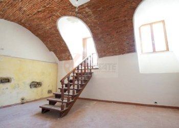 Foto 3 - Locale Commerciale piazza Satta
 
10, Nuoro - foto 3