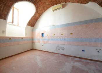 Foto 8 - Locale Commerciale piazza Satta
 
10, Nuoro - foto 8