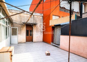 Foto 1 - Semi-detached house Via Provinciale per Riposto
 
35 T, Acireale - photo 1