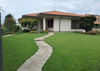 Foto 34 - Villa via Croci
 
15, Samarate - foto 15