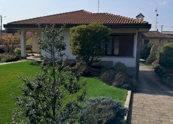 Foto 48 - Villa via Croci
 
15, Samarate - photo 29