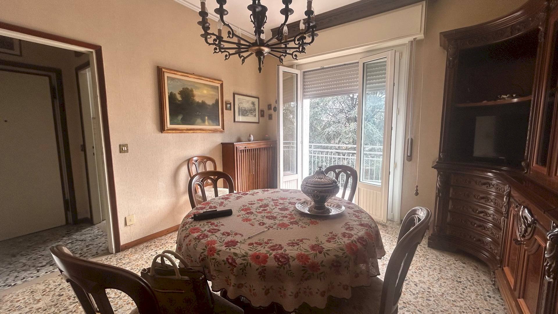 Foto 1 - Trilocale Via Canova
 
10, Parma - foto 1