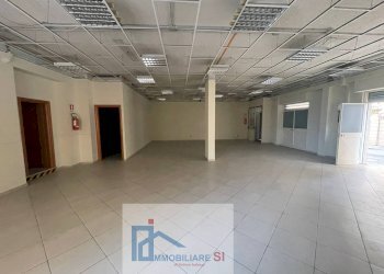 Foto 6 - Locale Commerciale Via Tommaso Bucciano, Benevento - foto 6