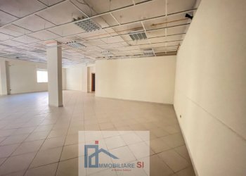 Foto 8 - Locale Commerciale Via Tommaso Bucciano, Benevento - foto 8