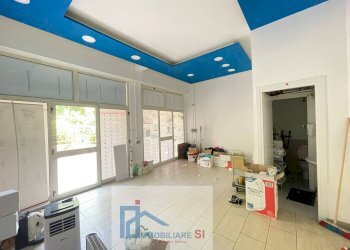 Foto 4 - Negozio Via Collevaccino, Benevento - foto 4