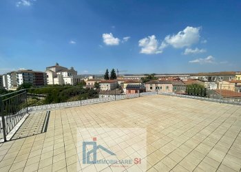 Foto 2 - Attic Via Munazio Planco, Benevento - photo 2