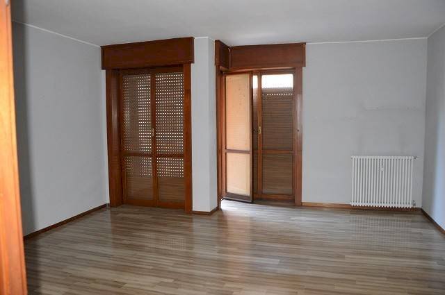 Soggiorno - Trilocale via Gian Pietro Puricelli, 3, Gallarate - foto 3