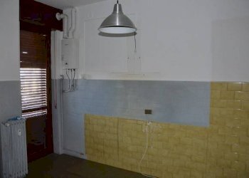 Cucina - Trilocale via Gian Pietro Puricelli, 3, Gallarate - foto 7