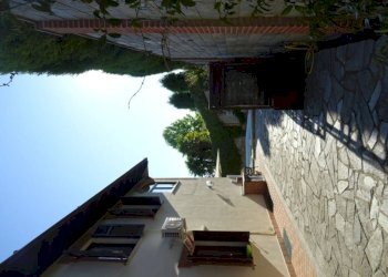 Facciata - Villa via Acqui, Mombaruzzo - foto 15