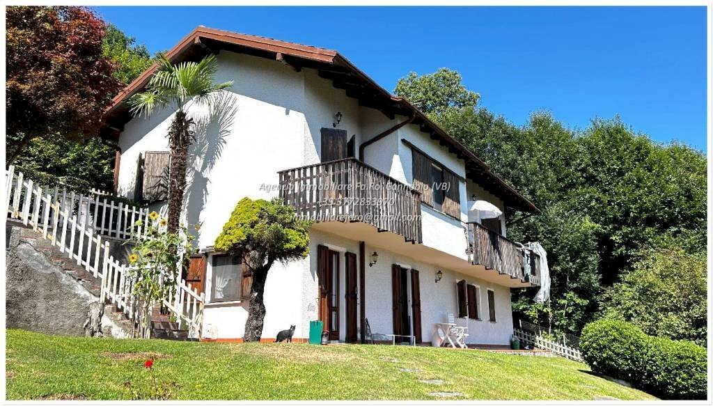 Facciata - Villa piazza di Pala, Miazzina - foto 1