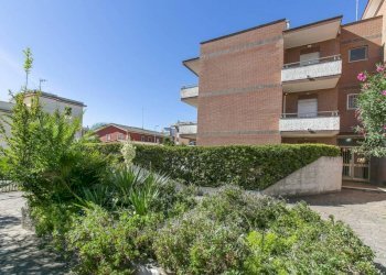 Facciata - Quadrilocale via Lombardia, 2, Anzio - foto 32