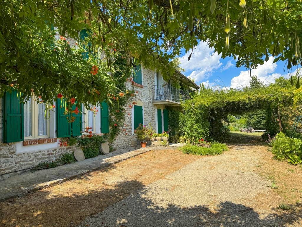 Giardino - Rustic Località San Pietro Strada Provinciale, Cossano Belbo - photo 3