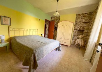 Camera da letto - Rustico Località San Pietro Strada Provinciale, Cossano Belbo - foto 15