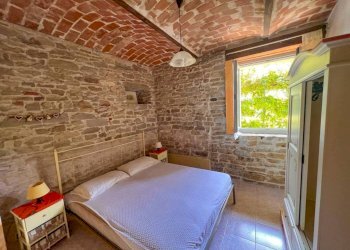 Camera da letto - Rustico Località San Pietro Strada Provinciale, Cossano Belbo - foto 31