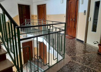 Interno palazzo - Appartamento corso Camillo Benso di Cavour, 71, Acqui Terme - foto 5