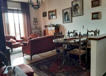 Salone - Appartamento corso Camillo Benso di Cavour, 71, Acqui Terme - foto 11