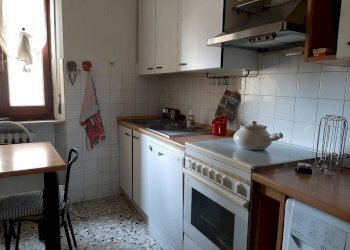 Cucina - Appartamento corso Camillo Benso di Cavour, 71, Acqui Terme - foto 19