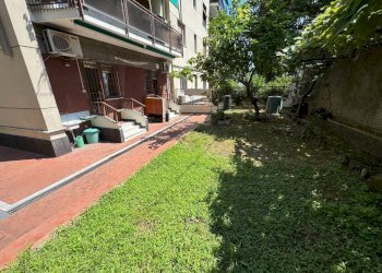 Giardino - Trilocale via Castagnevizza, Genova (zona Pegli) - foto 3