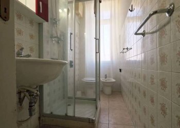 Bagno - Three-room apartment via Stanislao Solari, Parma - photo 11