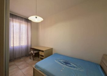 Camera da letto - Trilocale via Stanislao Solari, Parma - foto 13