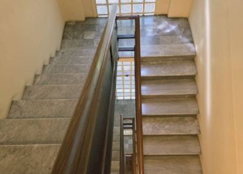 Interno palazzo - Three-room apartment via Stanislao Solari, Parma - photo 19