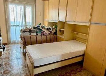 Camera da letto - Appartamento via Umbria, 7, Biella - foto 29