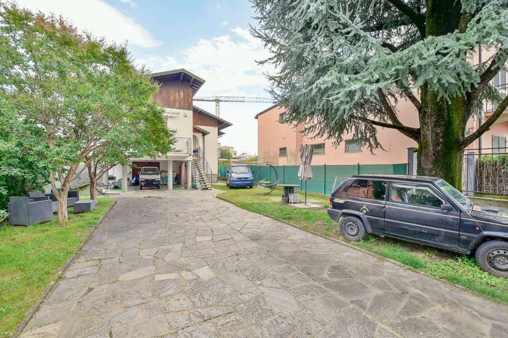 Giardino - Apartment via Trieste, 9, Erba - photo 3