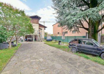 Giardino - Apartment via Trieste, 9, Erba - photo 3