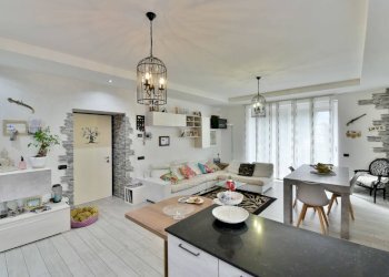 Salone - Appartamento via Trieste, 9, Erba - foto 8