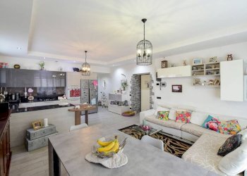 Salone - Apartment via Trieste, 9, Erba - photo 9