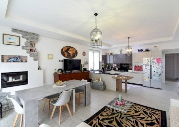 Salone - Apartment via Trieste, 9, Erba - photo 10