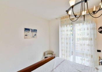 Camera da letto - Appartamento via Trieste, 9, Erba - foto 20