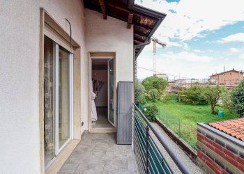 Balcone - Appartamento via Trieste, 9, Erba - foto 33