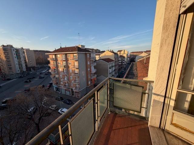 Balcone - Trilocale via Valdengo, 2, Torino - foto 1