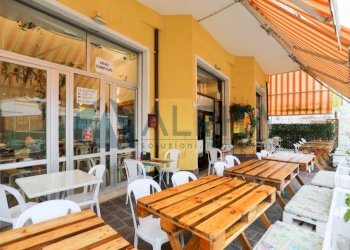 Veranda - Bar Tavola Calda - Fredda via Lago Margherita, Rimini - foto 3