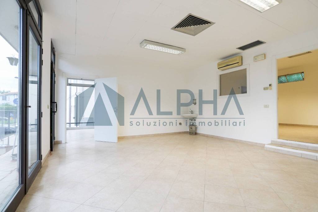 Interno non residenziale - Shop via Sebenico, Bellaria-Igea Marina - photo 3