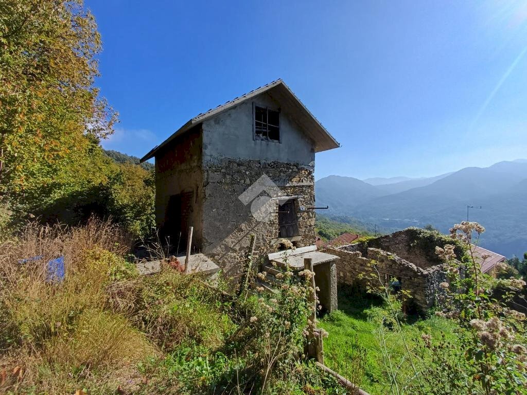 Casa indipendente Via Salvarezza Bastia, Busalla - foto 1