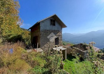 Casa indipendente Via Salvarezza Bastia, Busalla - foto 1