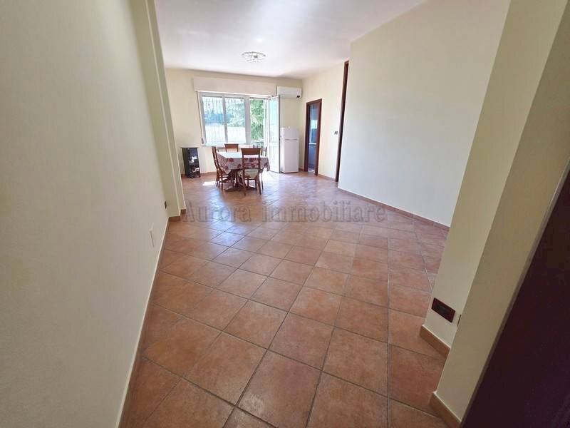 Trilocale Via Michelangelo, Borghetto Santo Spirito - foto 1