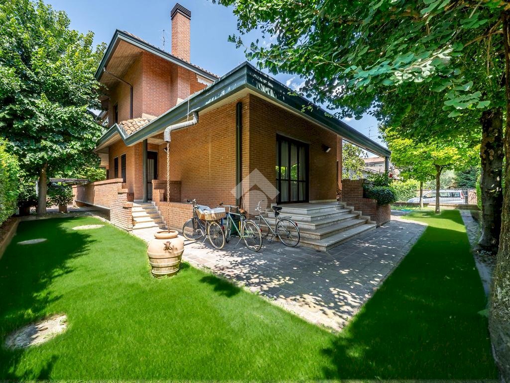 Villa Via tura cosmè, Carpi - photo 1