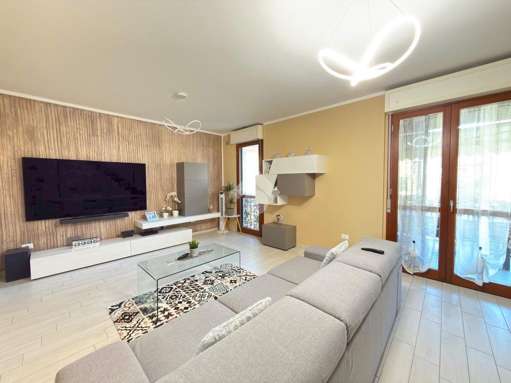 Apartment Via Rodolfo Reguzzoni, Giaveno - photo 1