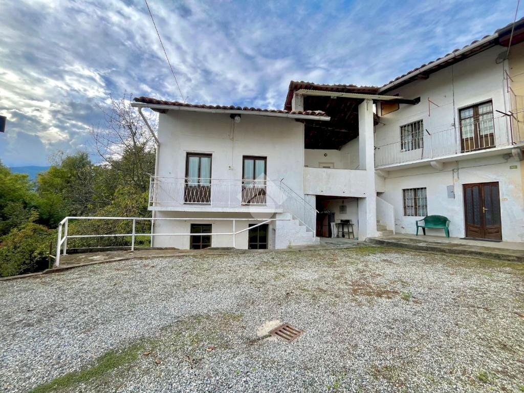 Semi-detached house Frazione Spineto, Castellamonte - photo 1