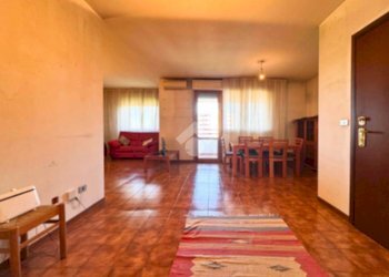 Three-room apartment Via Duccio di Buoninsegna, Assago - photo 2