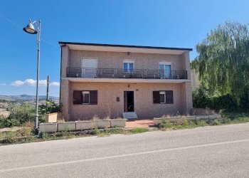 Foto 2 - Casa indipendente SP 157, Sant'Arcangelo Trimonte - foto 2