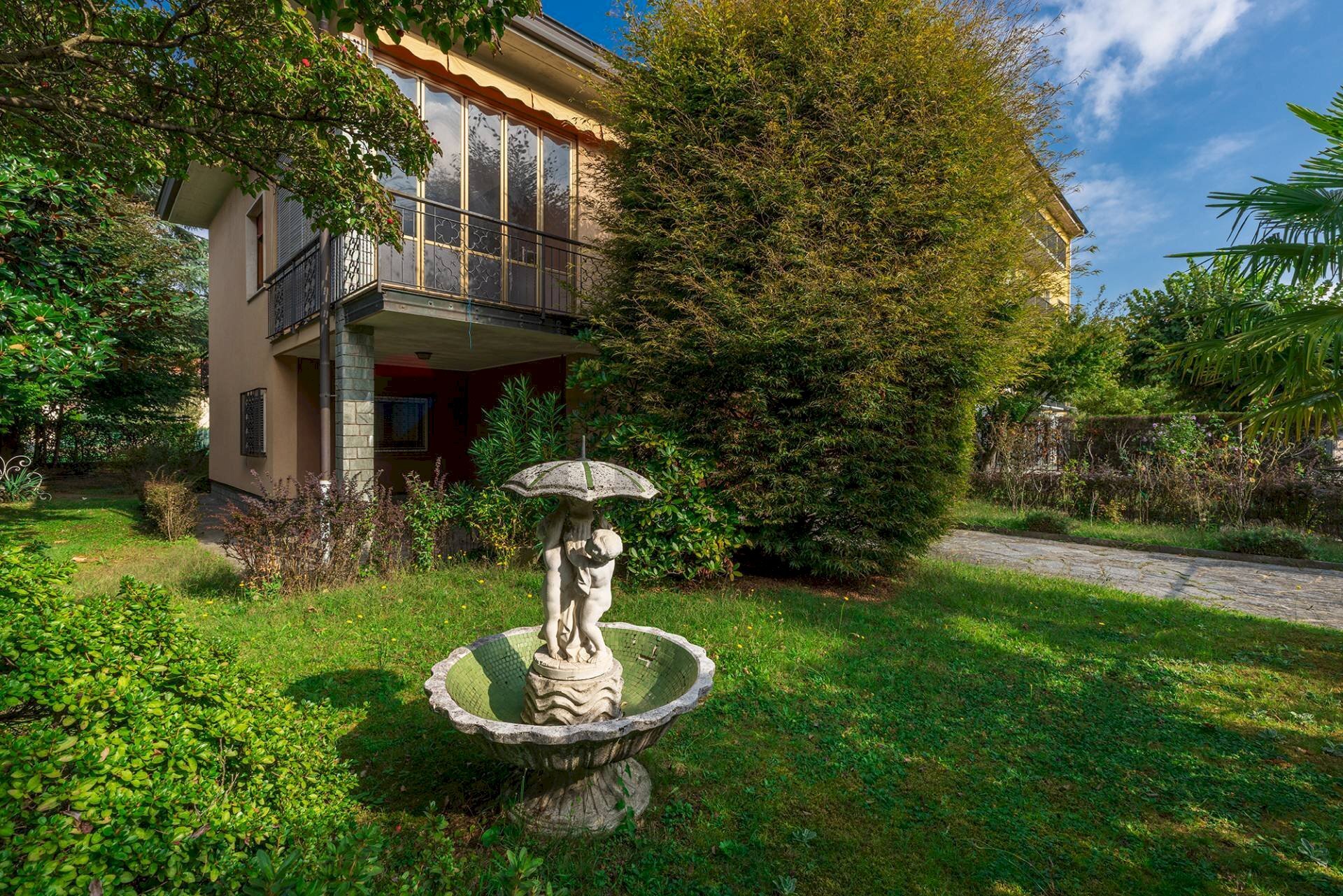 Giardino - Villa VIA CROCI MARIA
 
52, Induno Olona - foto 3