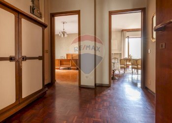 Hall / corridoio - Villa VIA CROCI MARIA
 
52, Induno Olona - foto 15