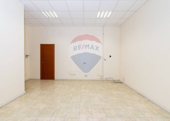 Stanza vuota - Ufficio VIA SALARIA
 
219, Monterotondo - foto 8