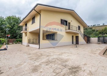 Casa all\'aperto - Villa contrada solazzo, Piazza Armerina - foto 3