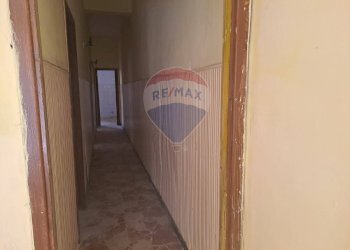 Hall / corridoio - Casa indipendente via Calvario
 
65, Fiumefreddo di Sicilia - foto 4